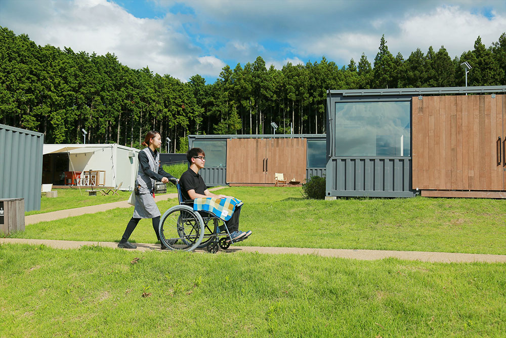 WHEELCHAIR ACCESSIBLE CABIN