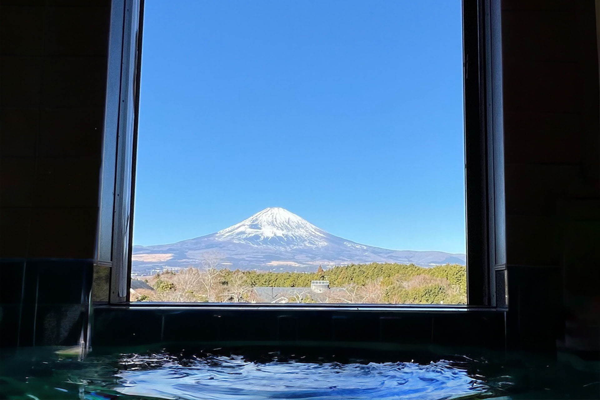 NEW！富士山を一望する貸切展望風呂OPEN！