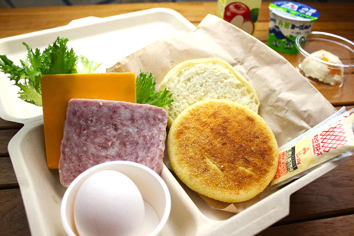 朝食